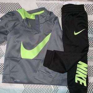Nike matching set